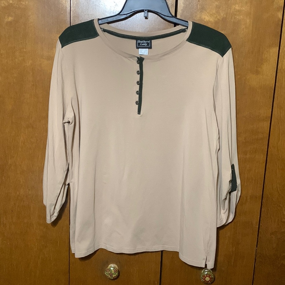 SOUTHERN LADY- Beautiful Tan Shirt with Hunter Green Highlights (1X)